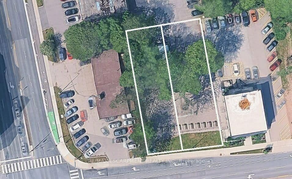 1016 WATERDOWN Road - Image 1