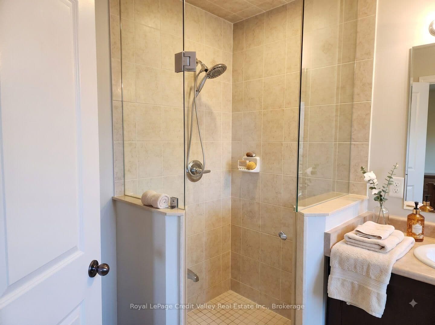 53 Hogan Manor Drive - Image 6