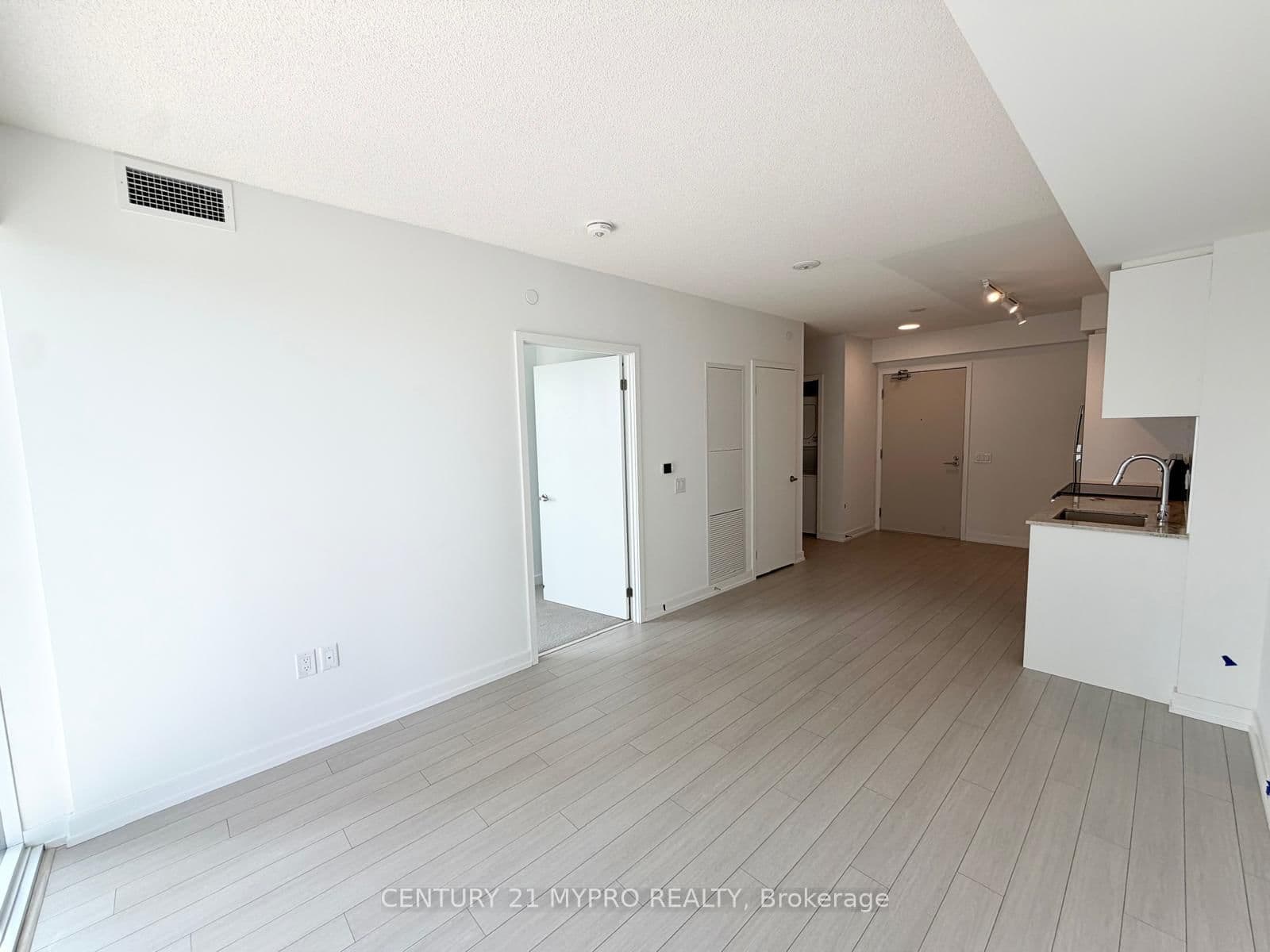 4010 Eglinton Avenue W, Unit 1307 - Image 5