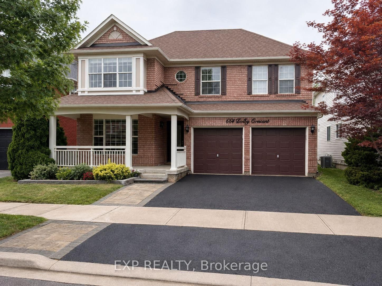 664 Dolby Crescent - Image 2
