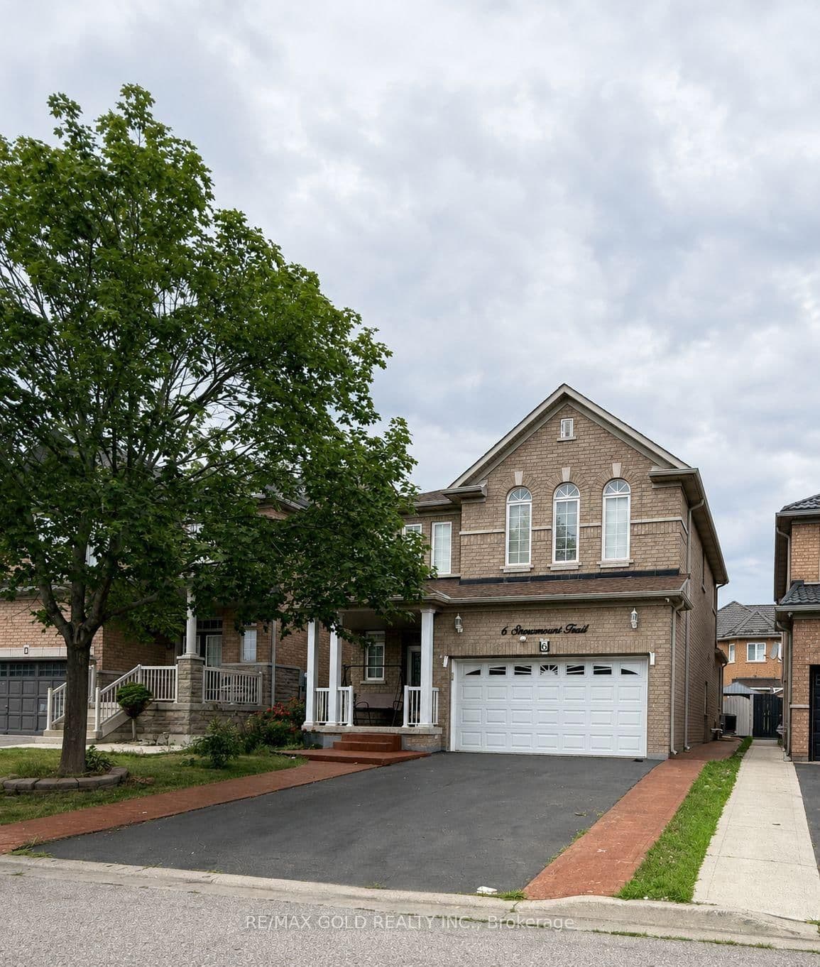 6 Stonemount Trail - Image 2