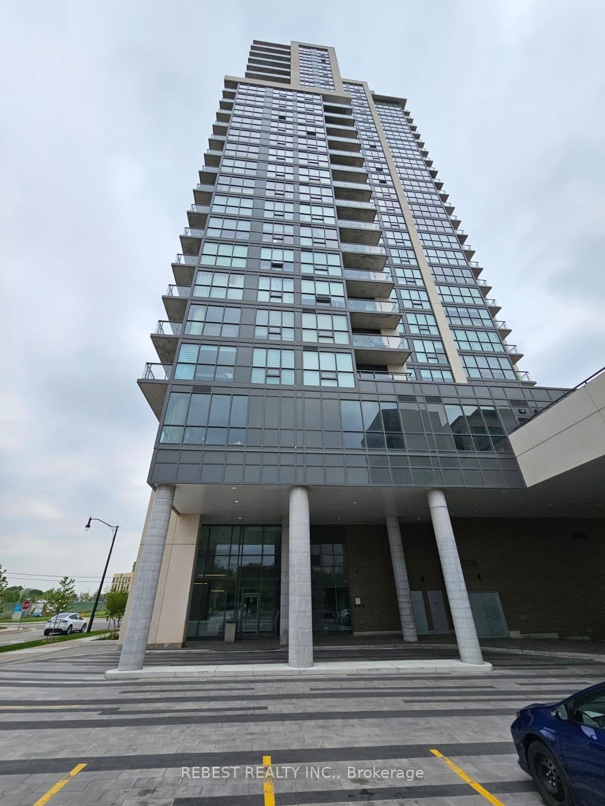 #1603 - 15 Lynch Street