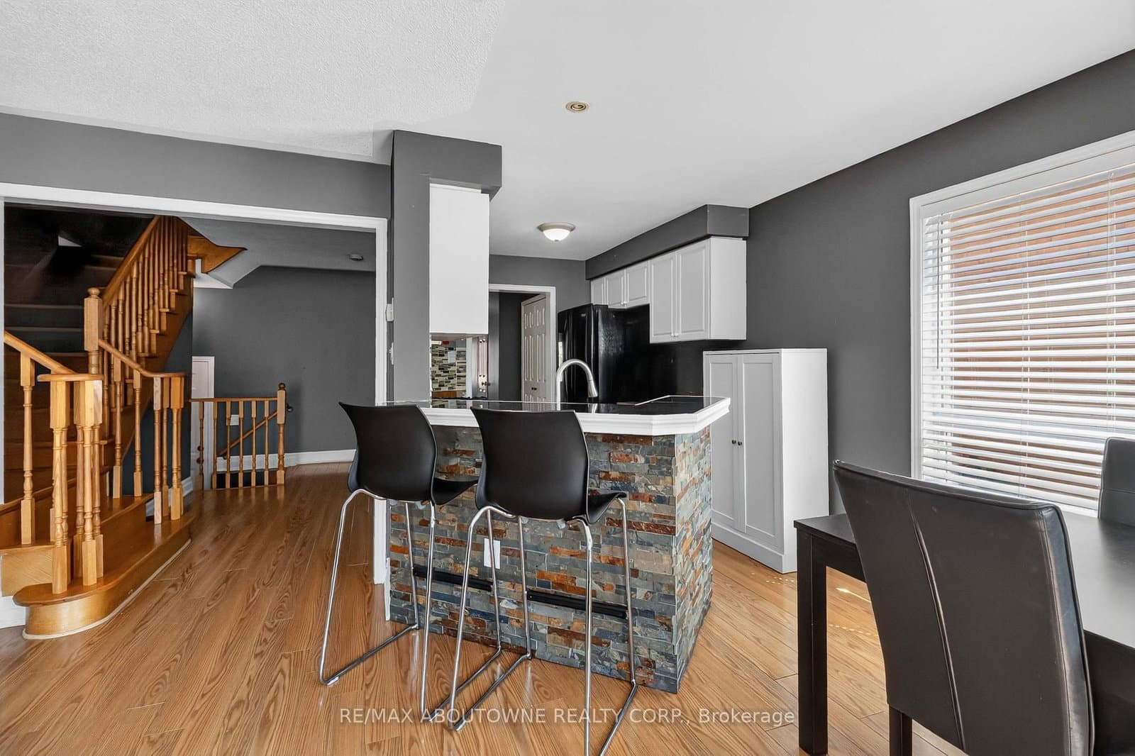 5233 Thornburn Drive - Image 5