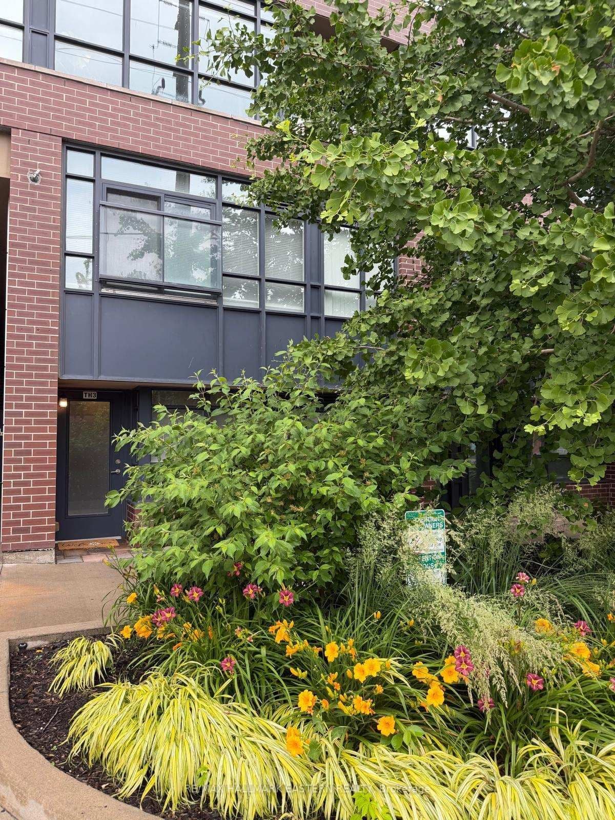 11 Superior Avenue, Unit Th3 - Image 6