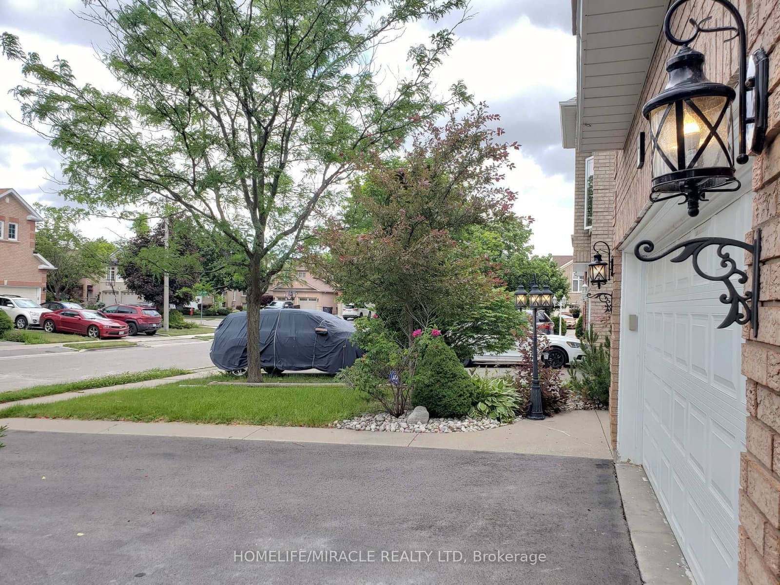 6 Sweet Briar Lane - Image 2