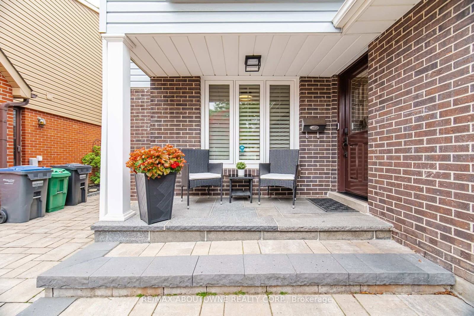 6298 Starfield Crescent - Image 4