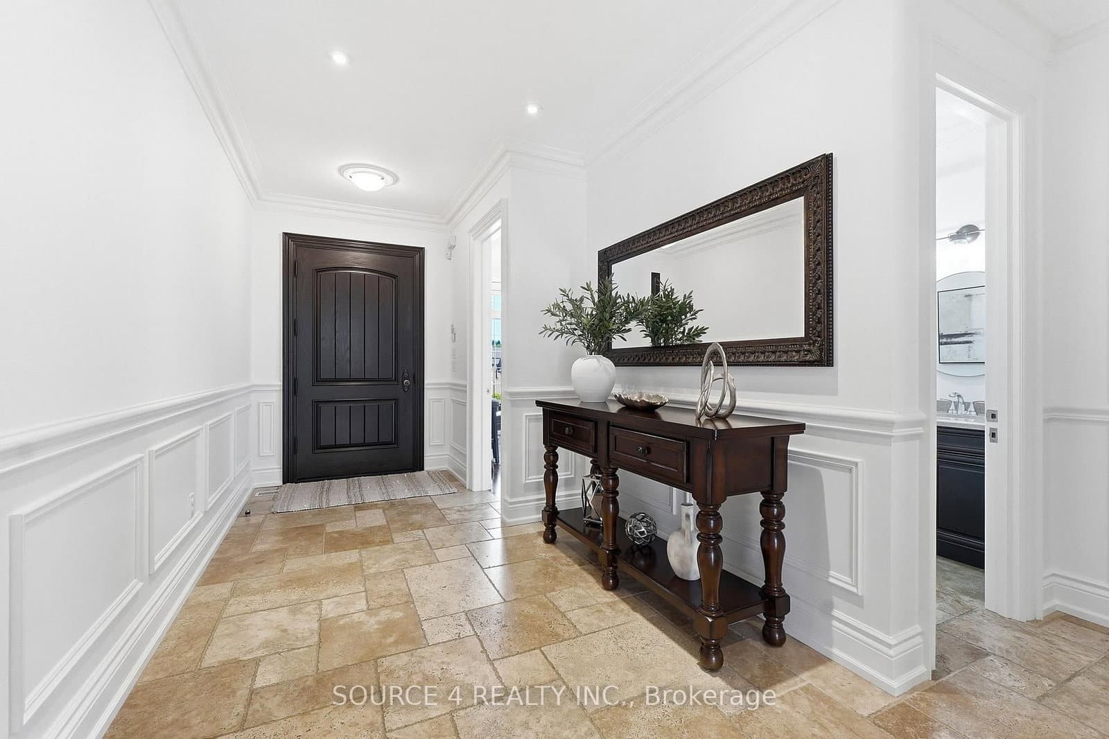 39 Amesbury Drive - Image 5