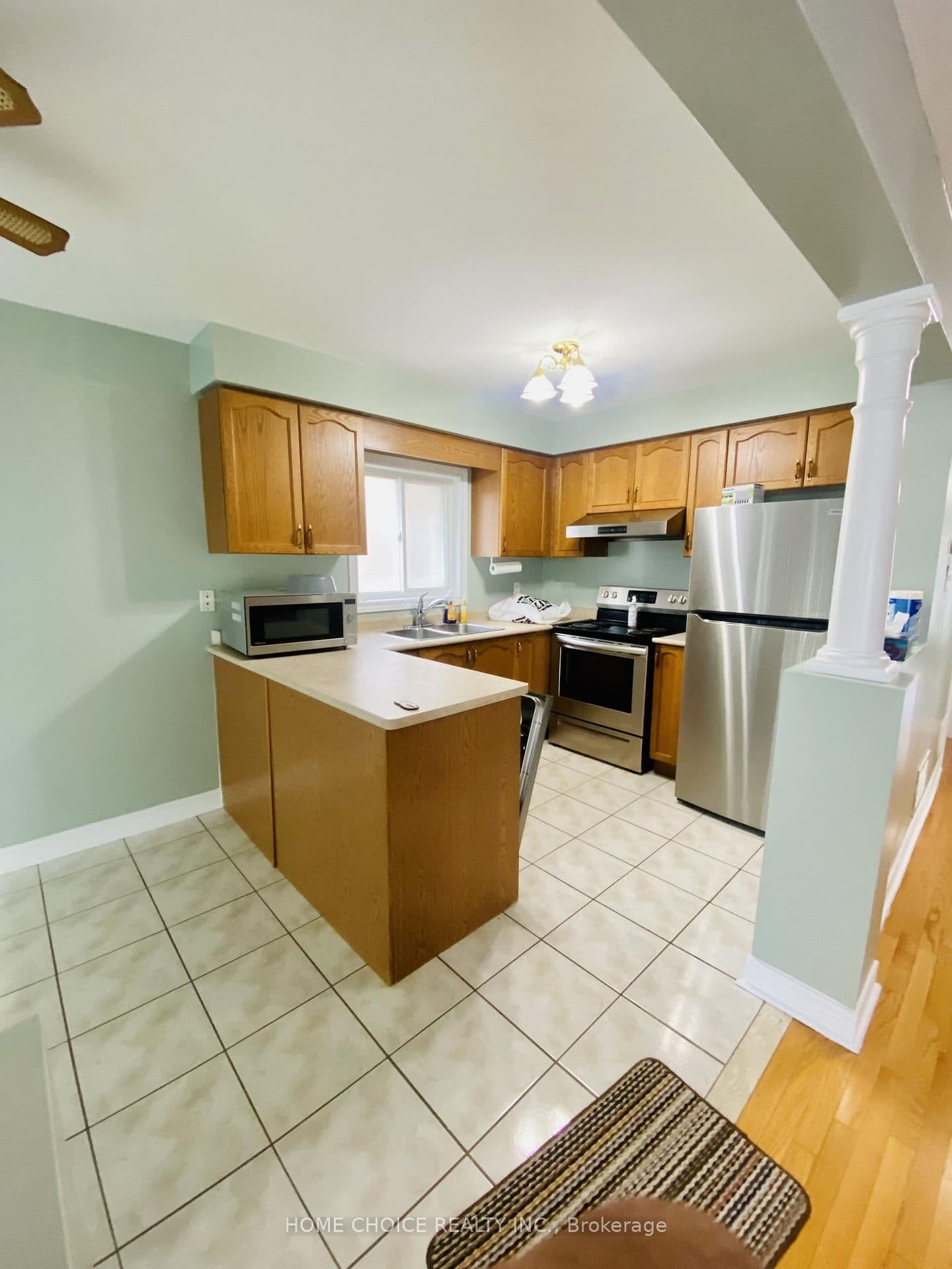 36 Earl Grey Crescent - Image 6