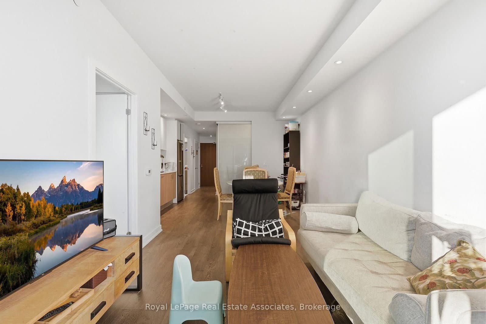 1926 Lake Shore Boulevard W, Unit 3310 - Image 6