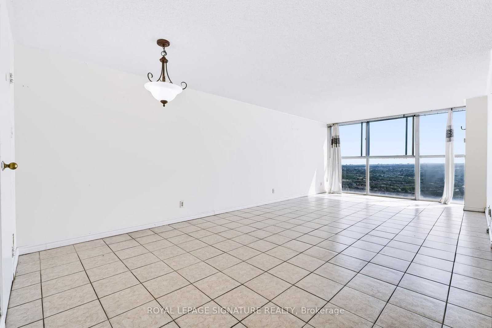 35 Trailwood Drive, Unit 2117 - Image 3