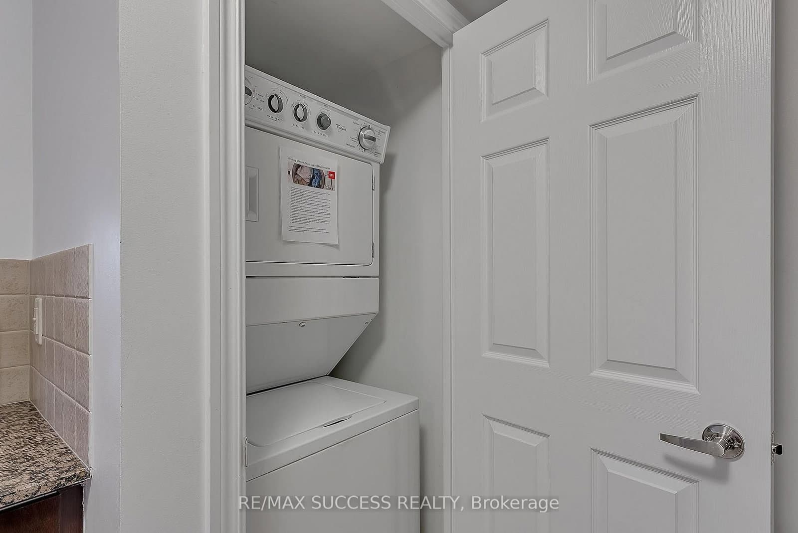 310 Burnhamthorpe Road W, Unit 203 - Image 4