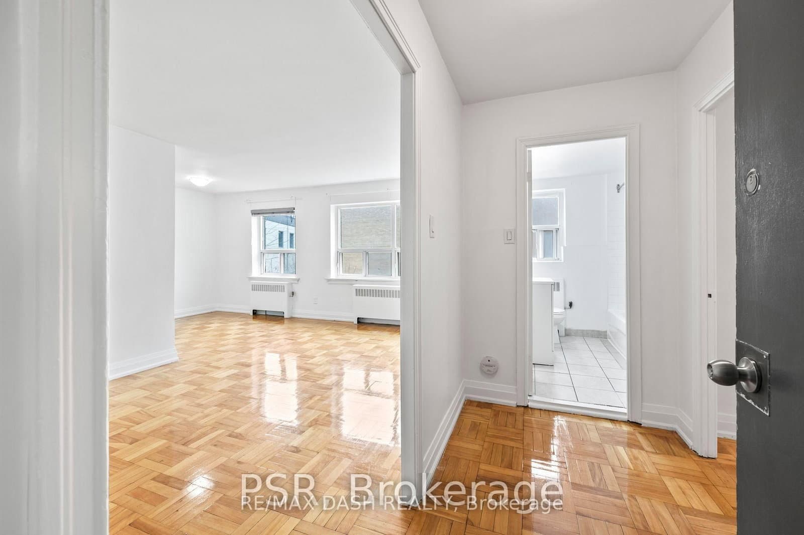 69 Old Mill Terrace, Unit 18 - Image 6