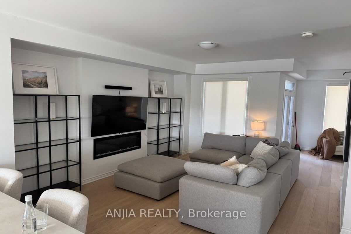 3039 John Mckay Boulevard - Image 4