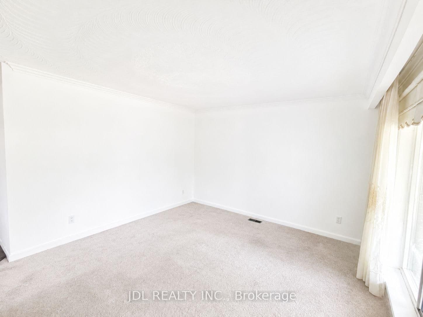 40 Montana Avenue - Image 3