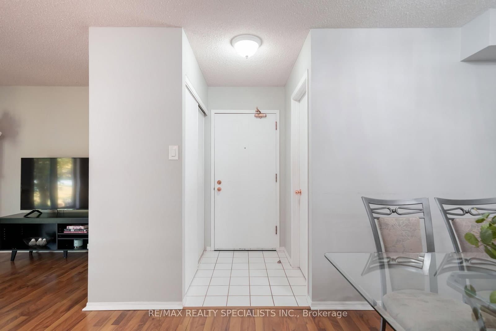 95 Trailwood Drive, Unit 612 - Image 4