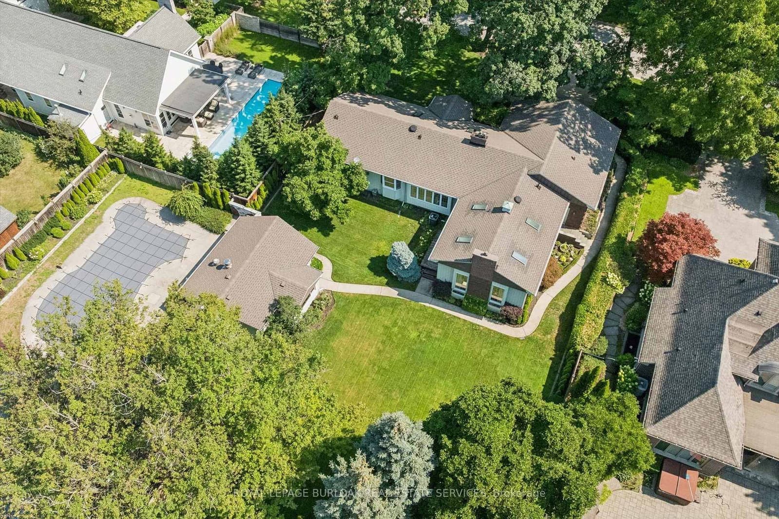 138 Appleby Place - Image 3
