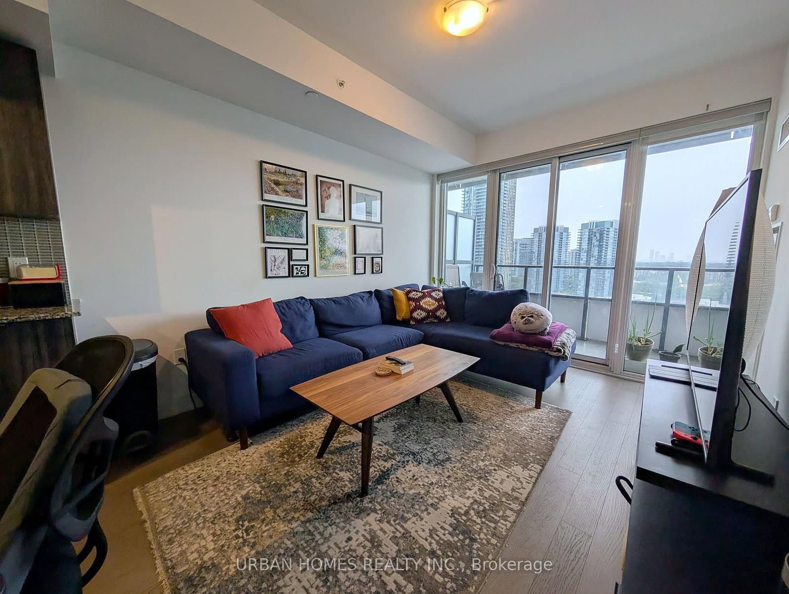 30 Shore Breeze Drive, Unit 1512 - Image 5