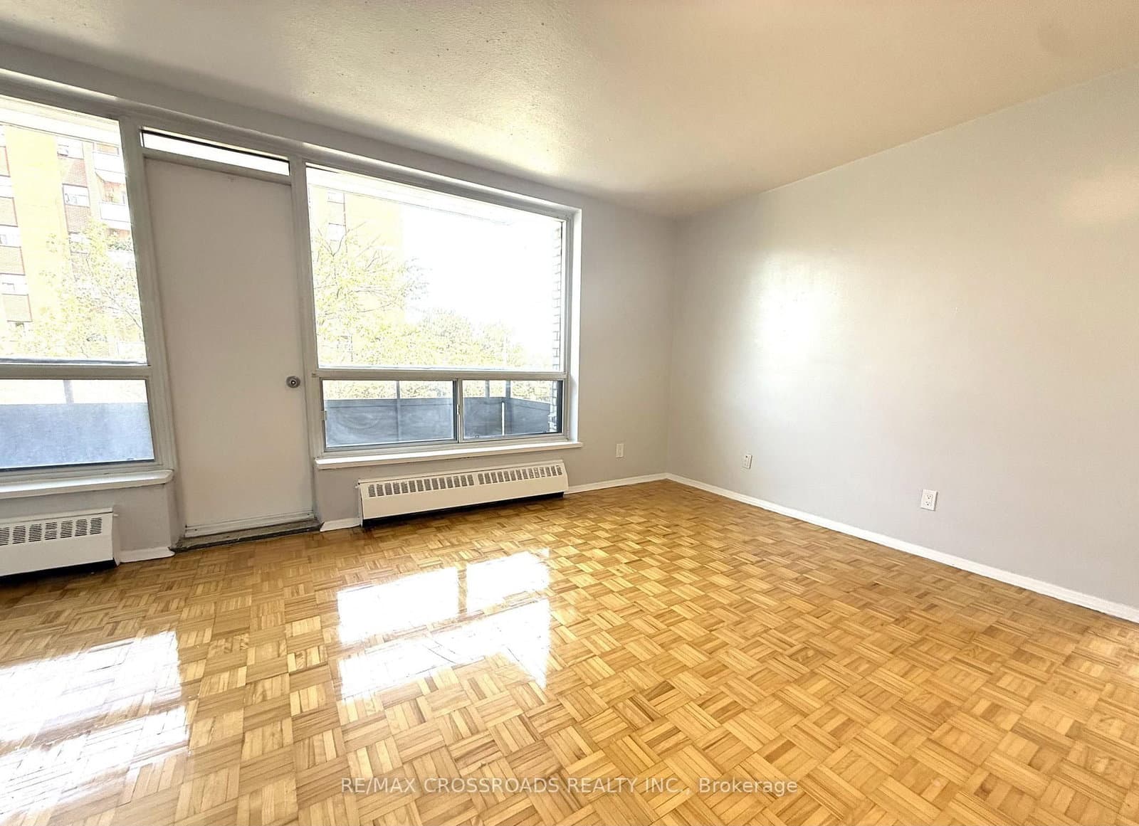 363 Lakeshore Road E, Unit 410 - Image 3