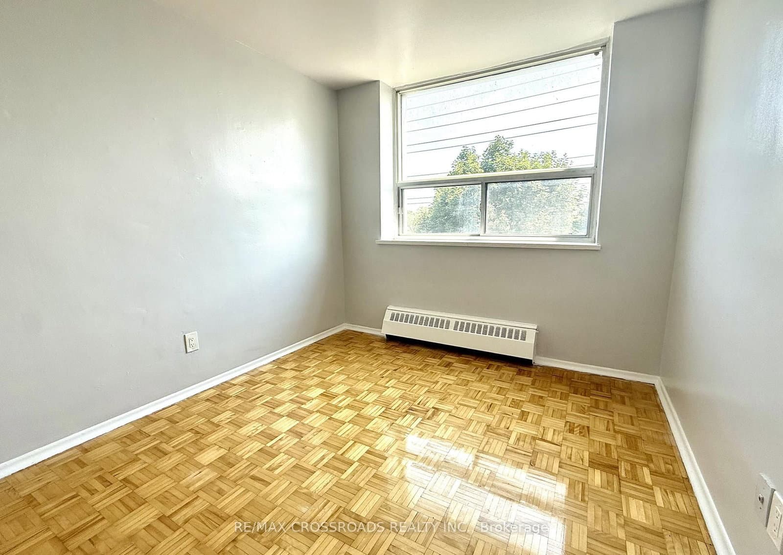 363 Lakeshore Road E, Unit 410 - Image 5