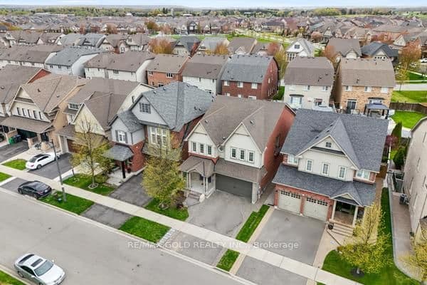 10 Rougebank Avenue - Image 4