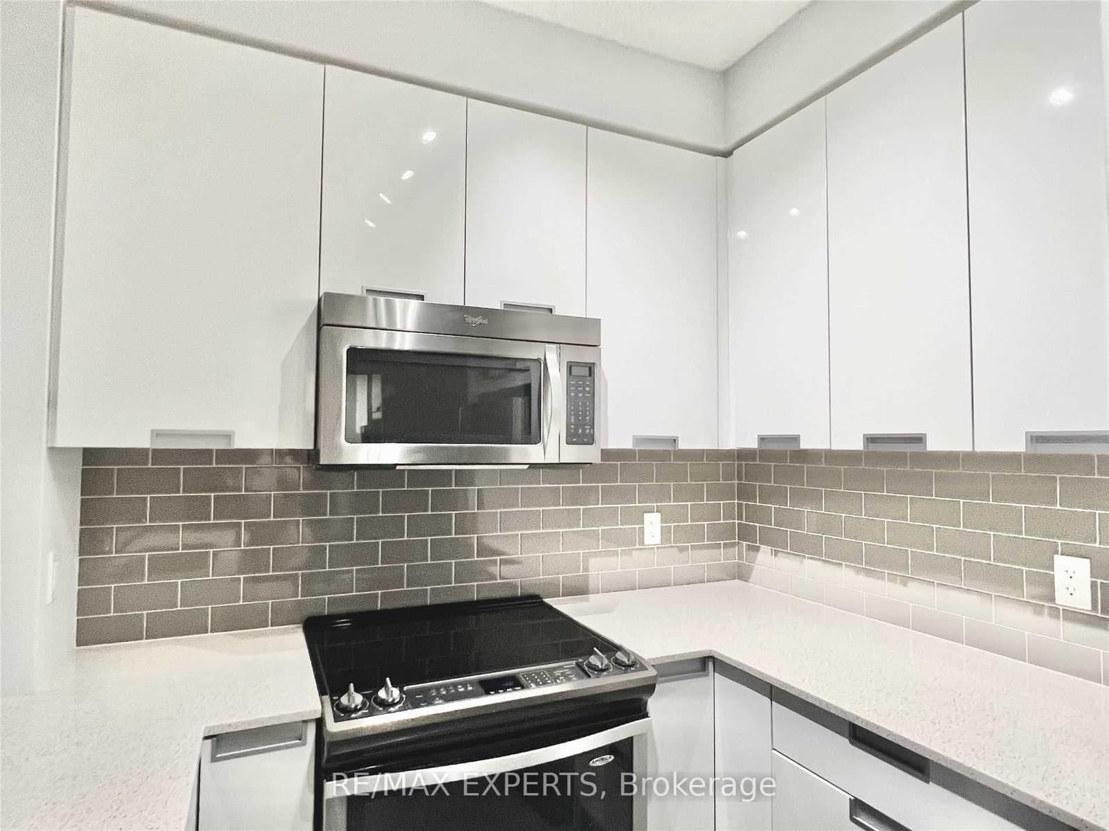 75 Eglinton Avenue W, Unit 1005 - Image 3