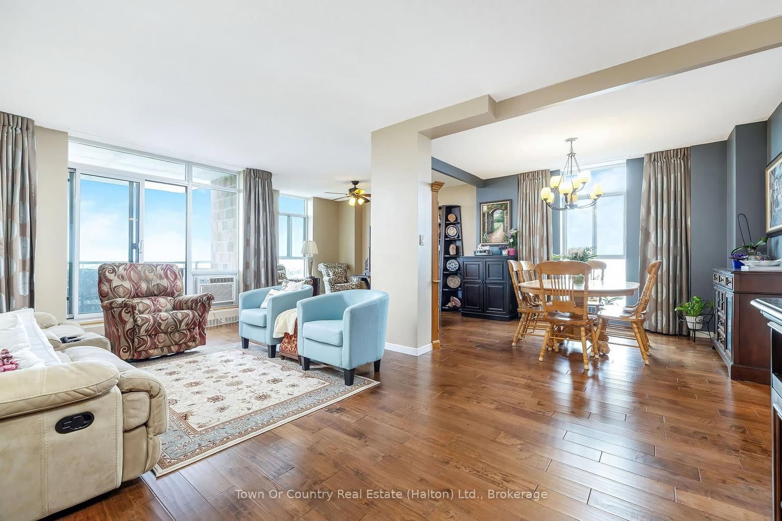 5250 Lakeshore Road, Unit 1906 - Image 5
