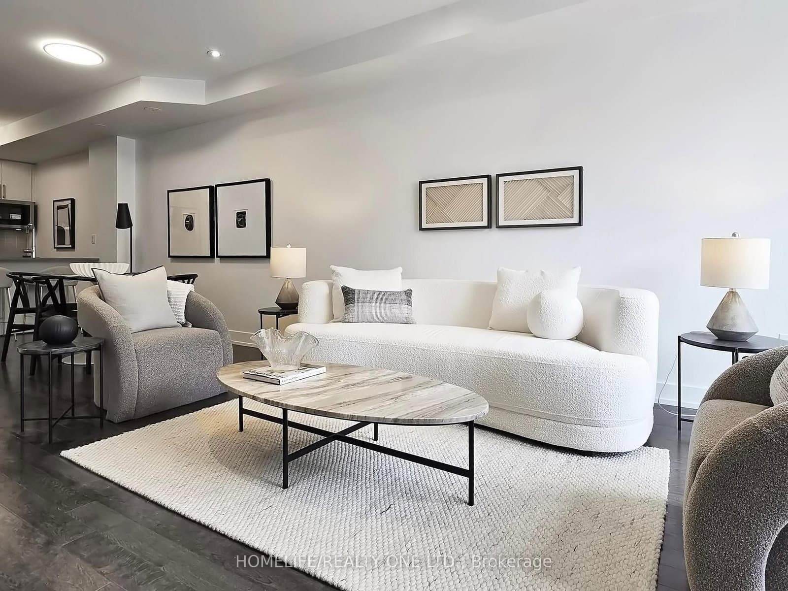1076 Lansdowne Avenue - Image 2