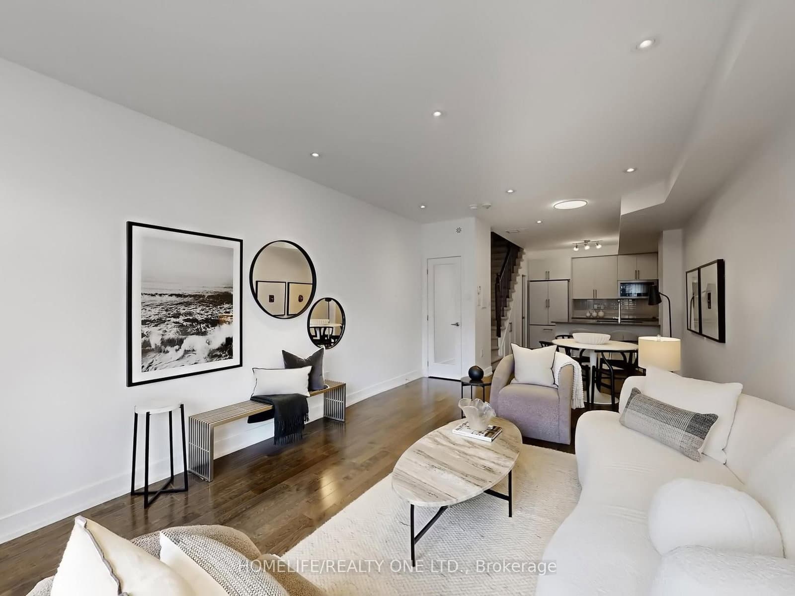 1076 Lansdowne Avenue - Image 4