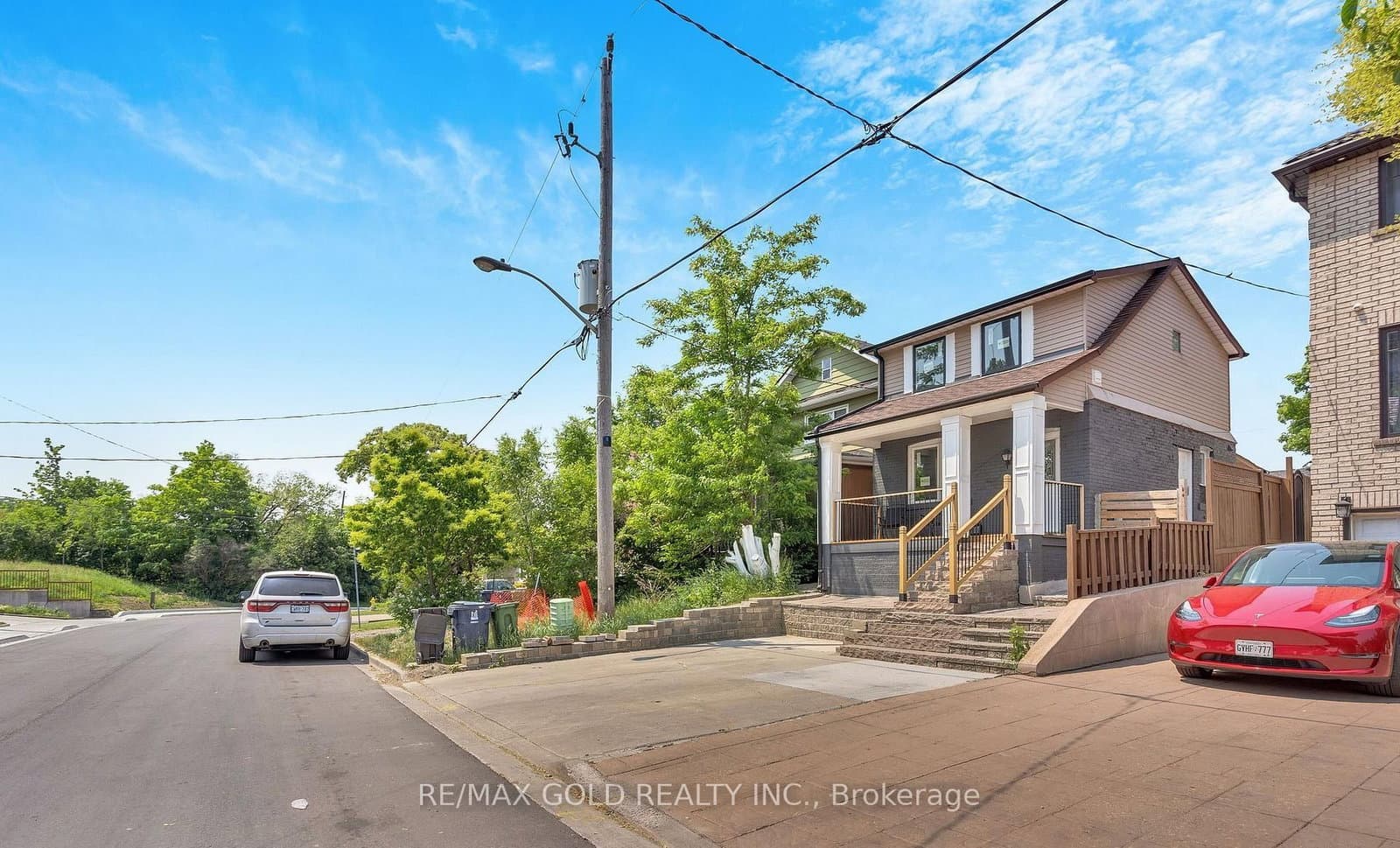 8 Fairglen Crescent - Image 2