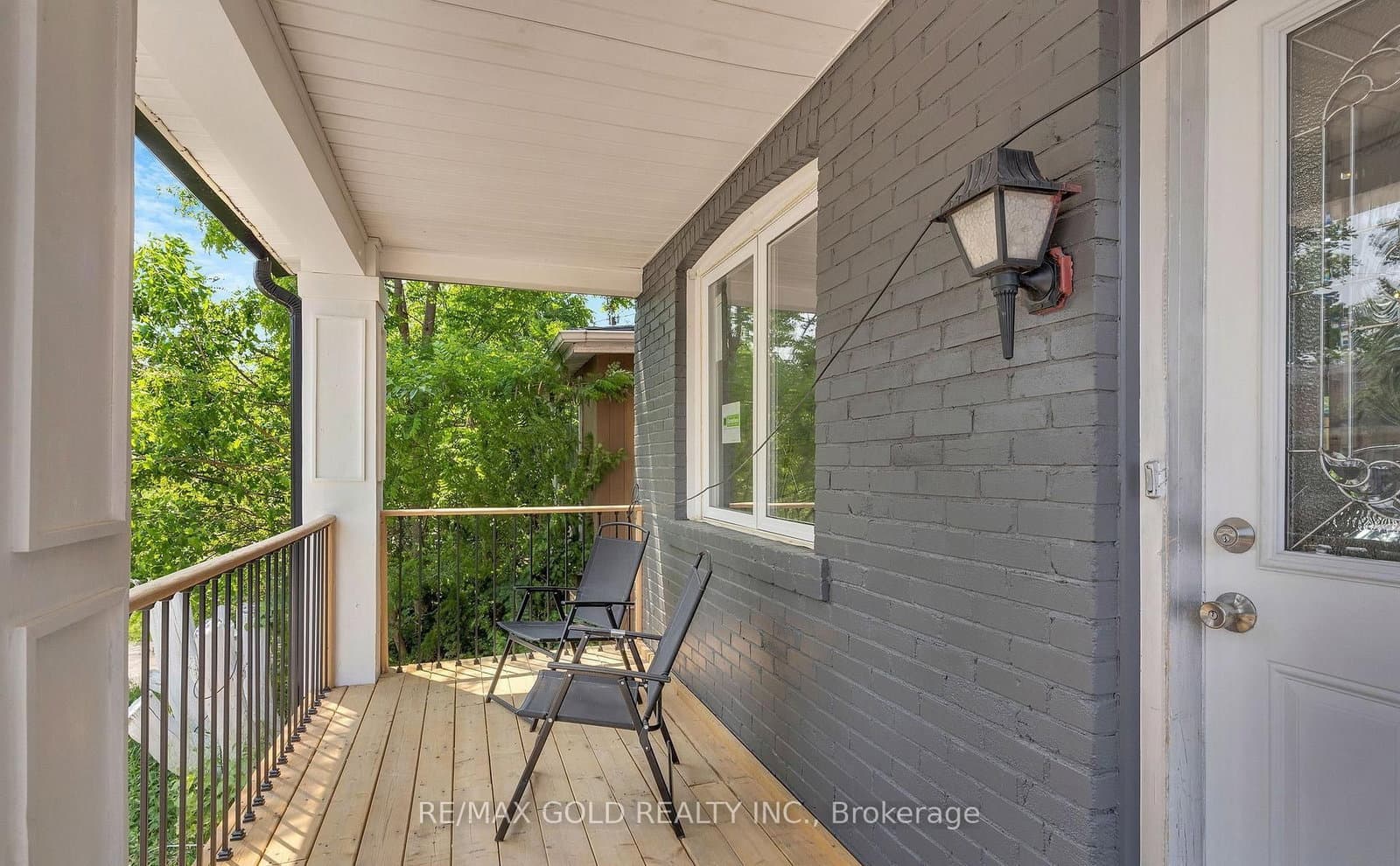 8 Fairglen Crescent - Image 3