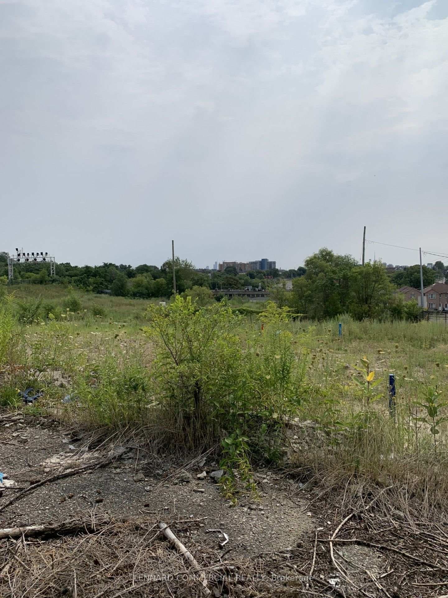 971 & 975 Weston Road - Image 5