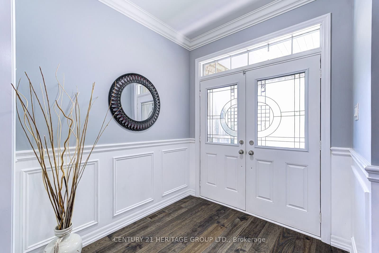 1406 Marshall Crescent - Image 4
