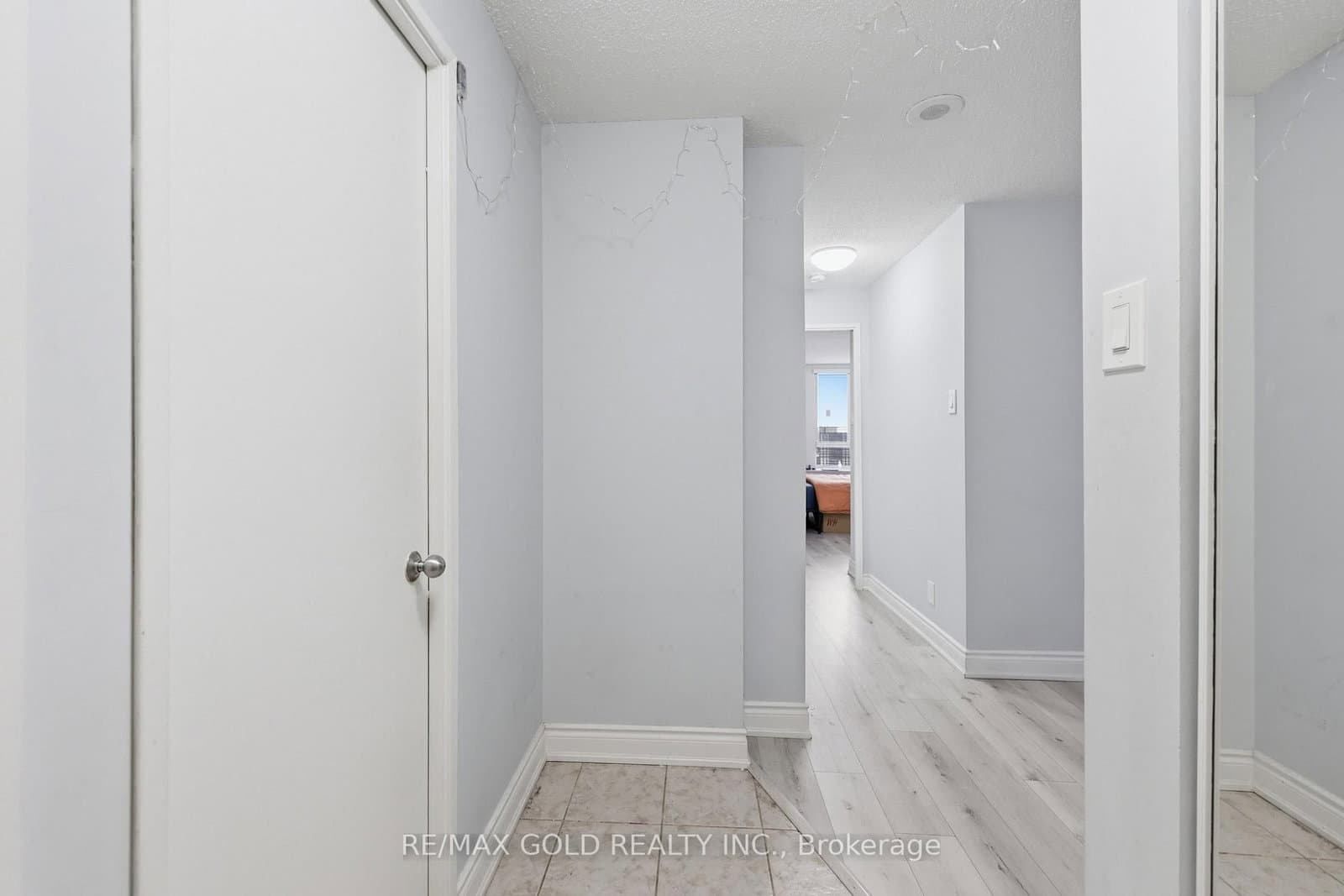 61 Markbrook Lane, Unit ph08 - Image 5