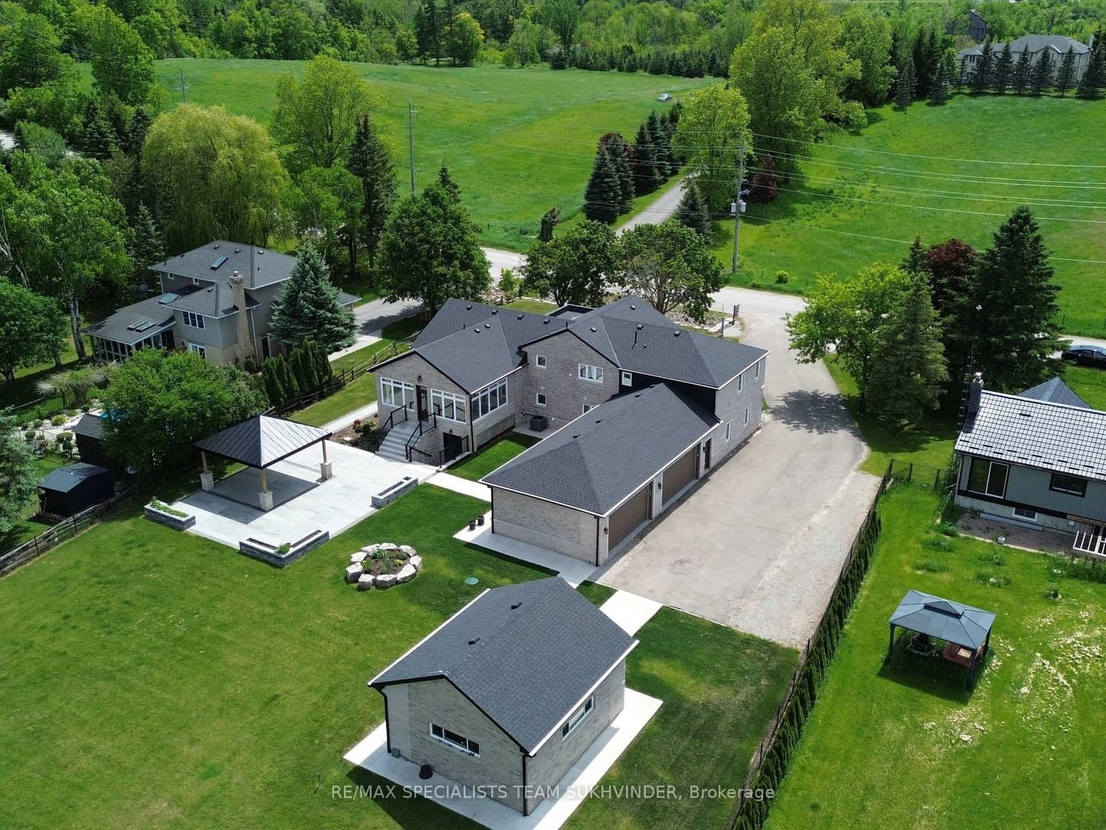 12463 Eighth Line - Image 5
