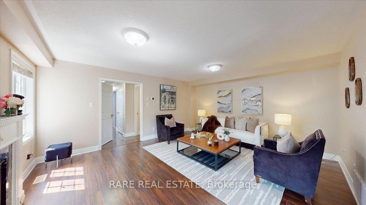 1825 Hobson Drive - Image 3