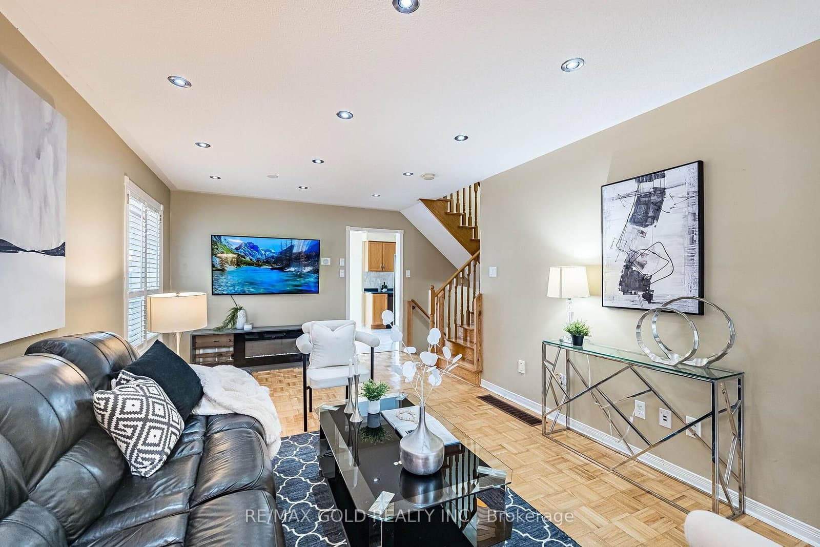 48 Redfinch Way - Image 6