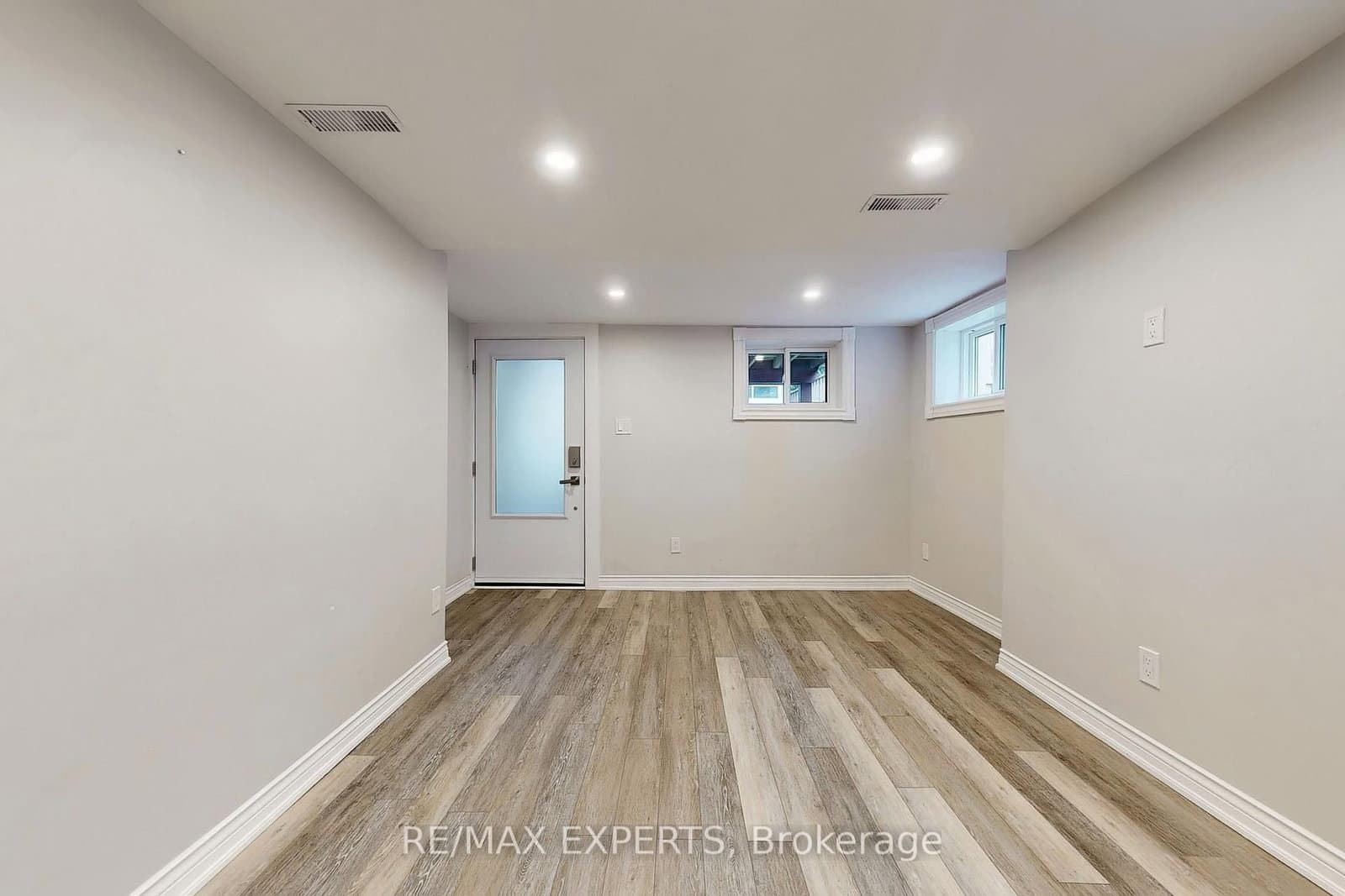 39 Norval Street, Unit Bsmt - Image 5