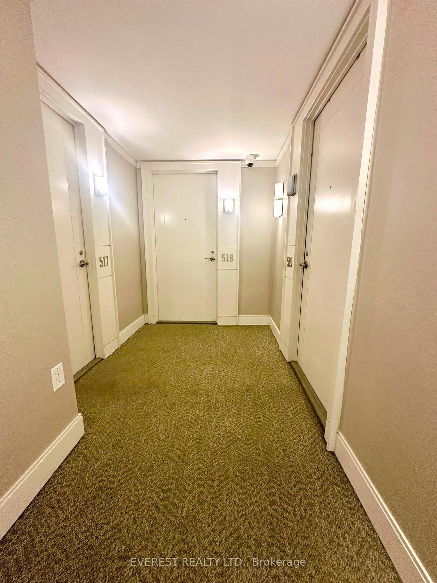 830 Lawrence Avenue W, Unit 517 - Image 4