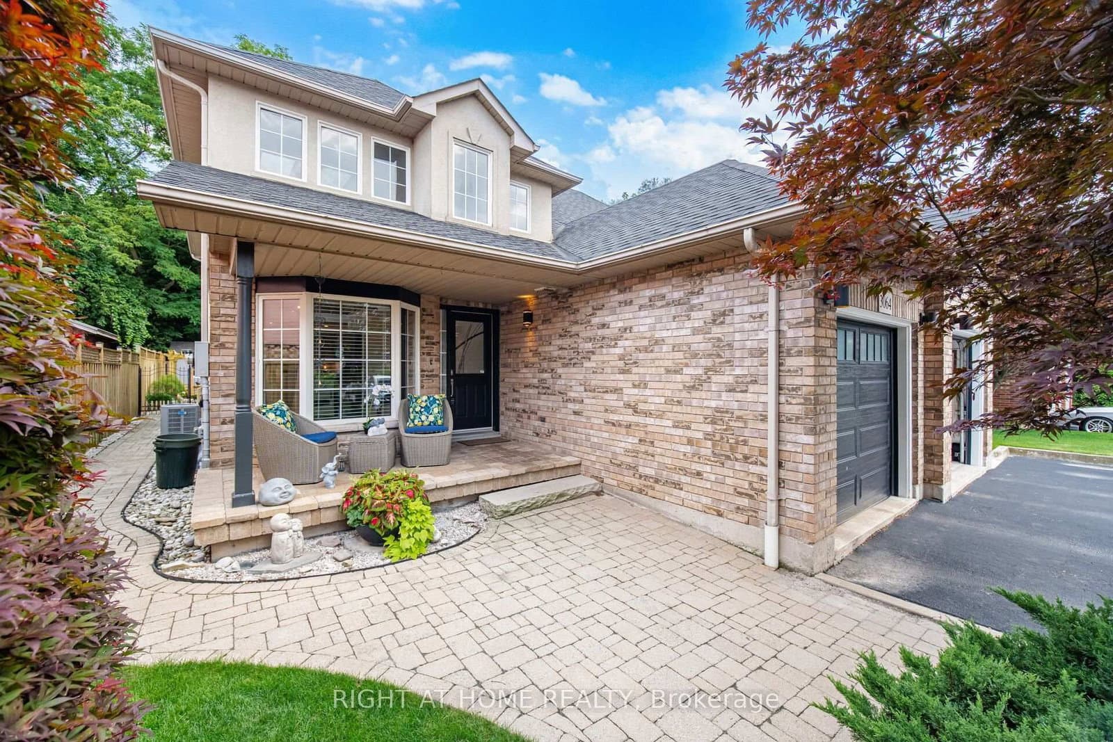 3064 Lakeshore Road W - Image 1