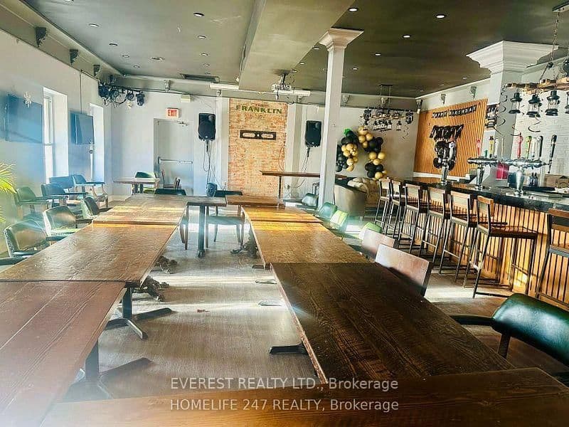 263 Queen Street S - Image 6