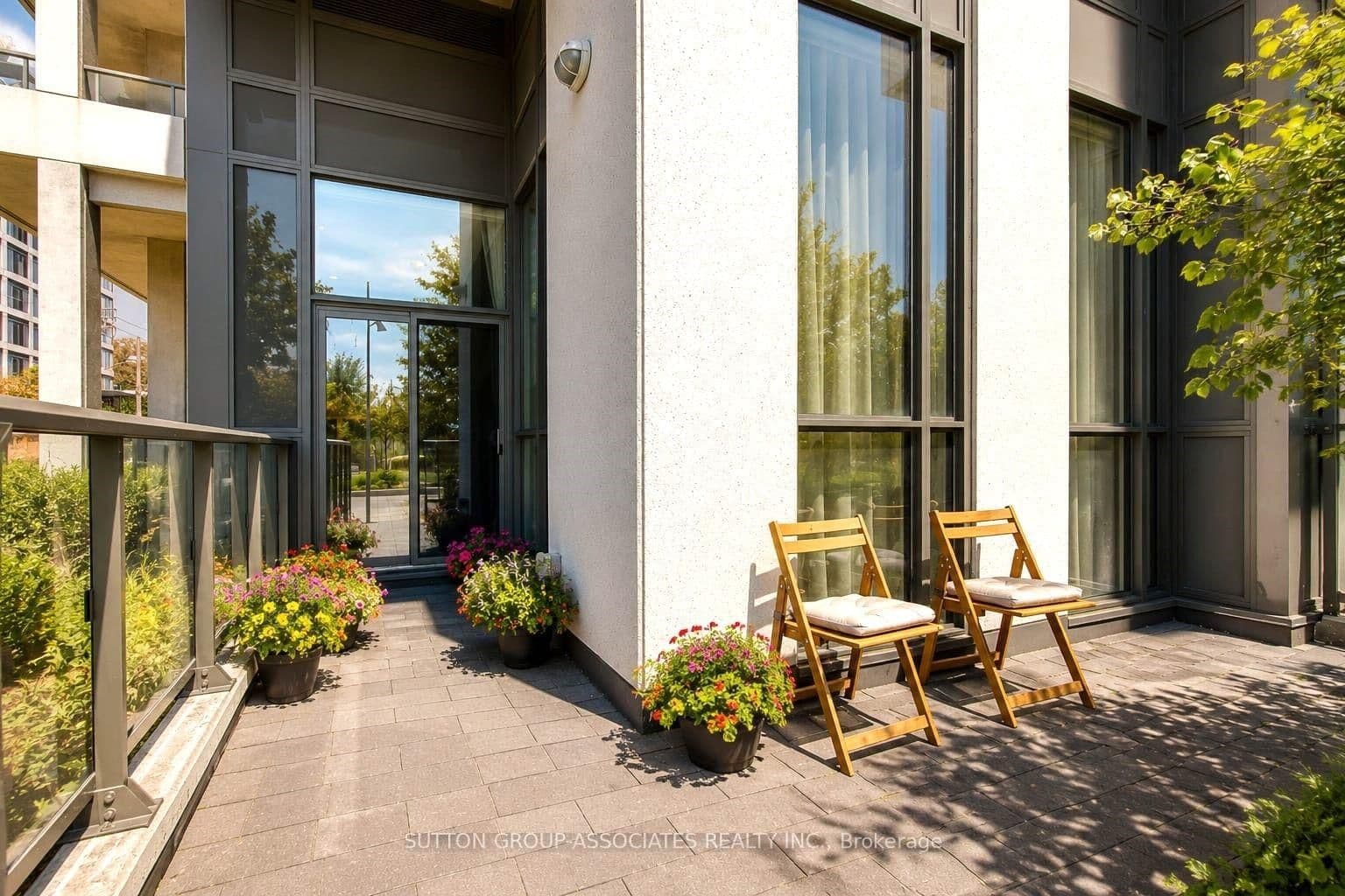 15 Zorra Street, Unit 104 - Image 2