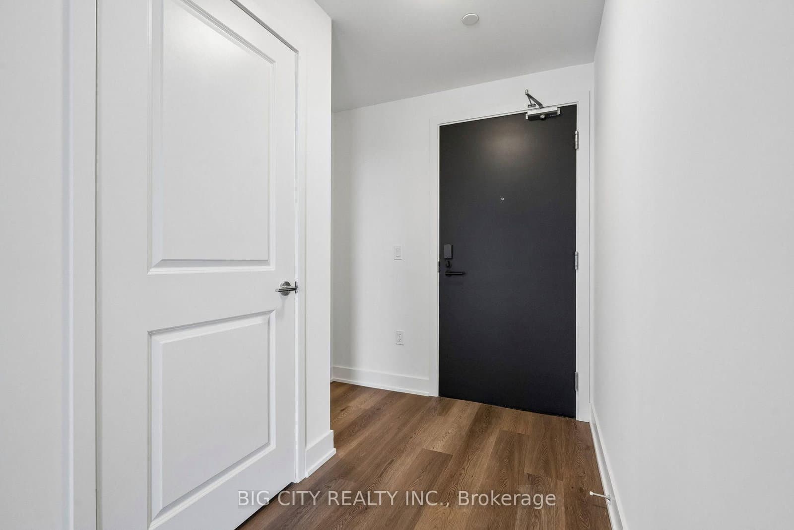 115 Nipissing Road, Unit 807A - Image 4