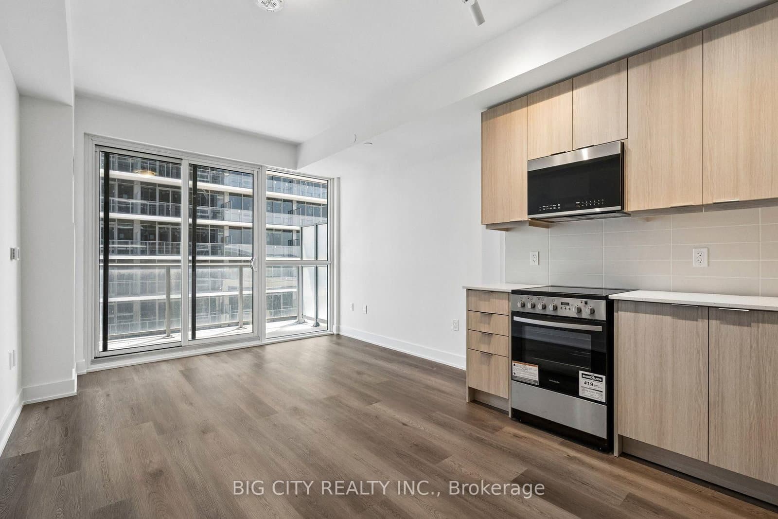 115 Nipissing Road, Unit 807A - Image 5