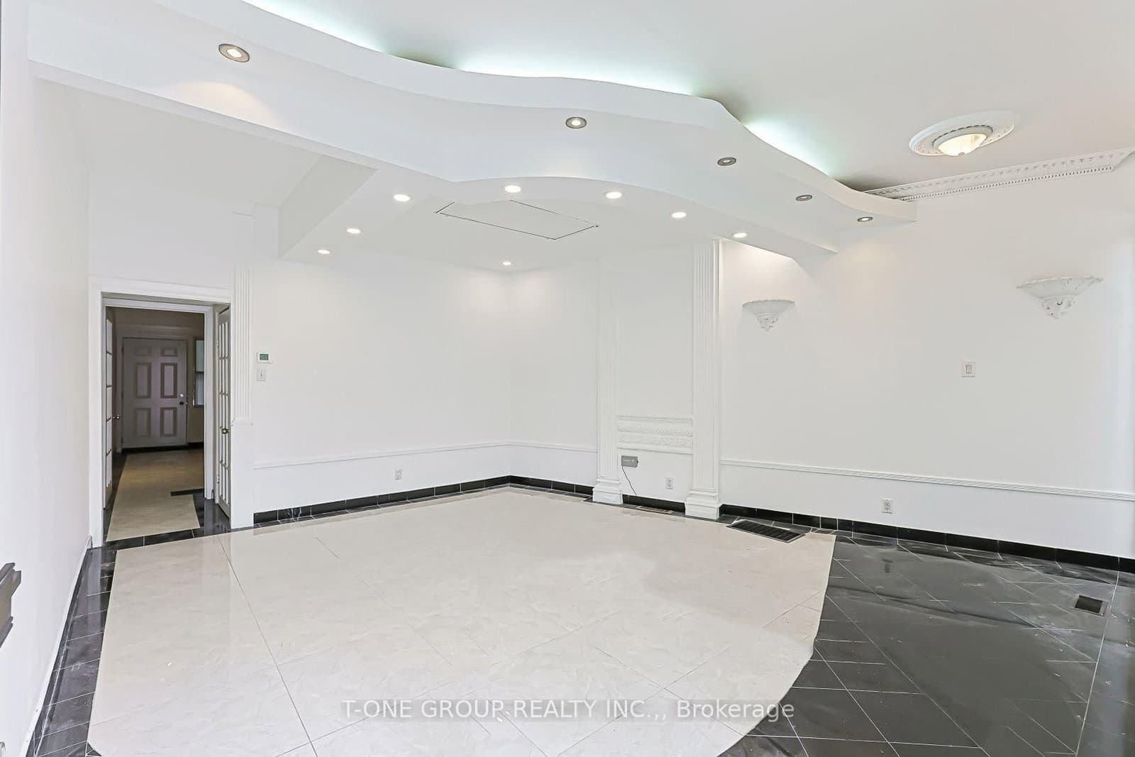 3287 Dundas Street W - Image 3