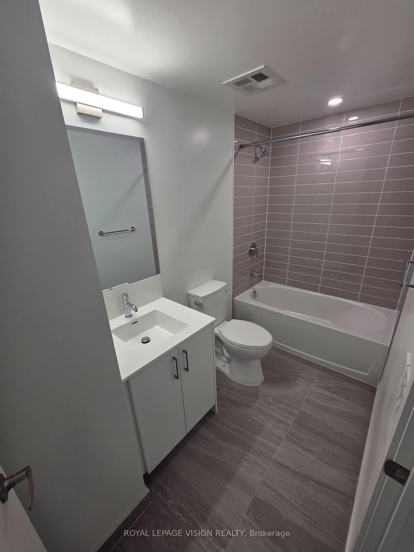 4010 Eglinton Avenue W, Unit 1616 - Image 5