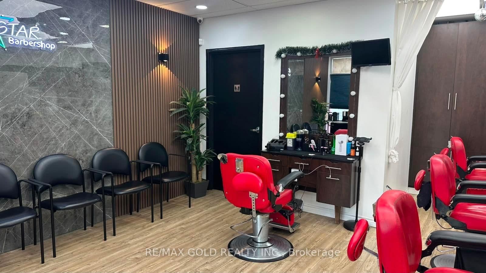 24 Dundas Street E, Unit 2 - Image 5