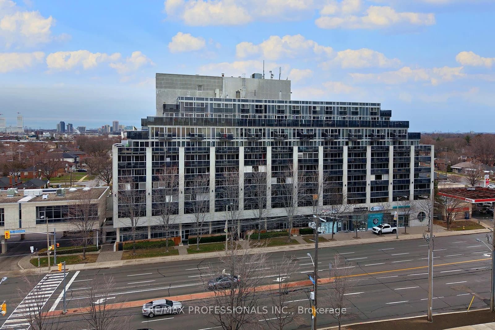 1040 The Queensway, Unit 704 - Image 3