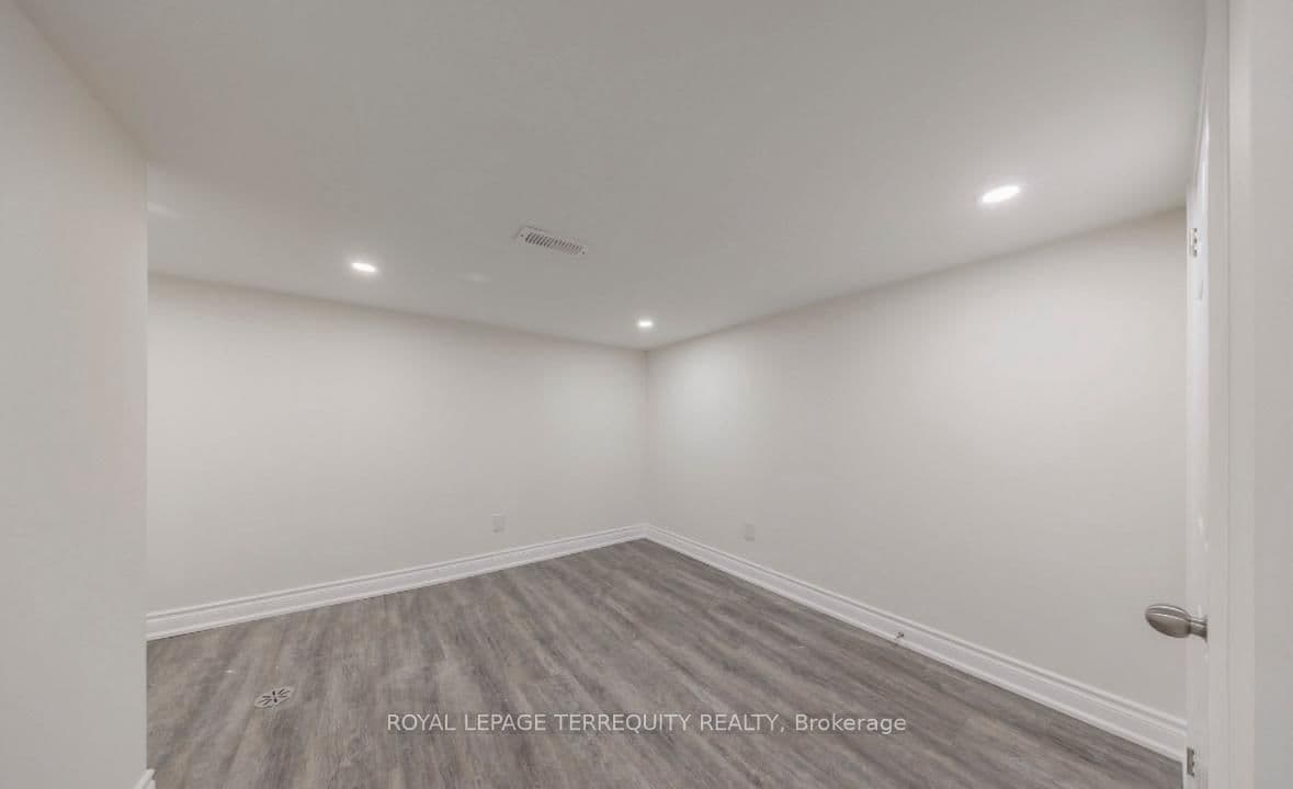 185 Laughton Avenue, Unit Bsmt - Image 5