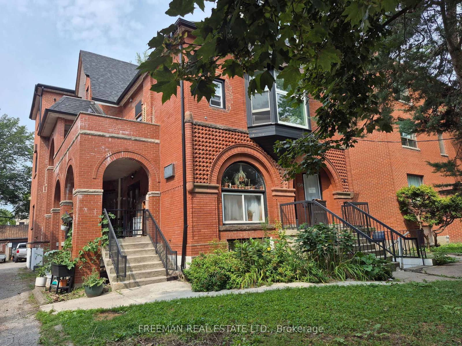 158 Dowling Avenue, Unit 204 - Image 1