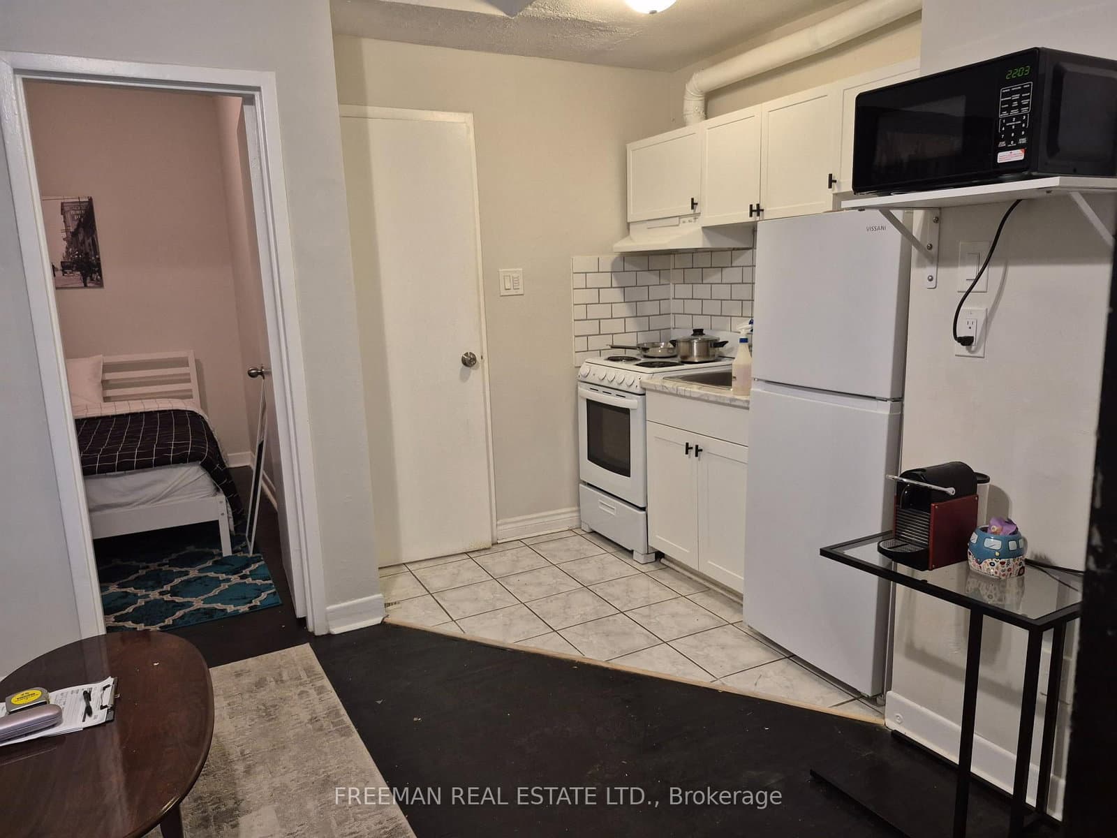 158 Dowling Avenue, Unit 204 - Image 5